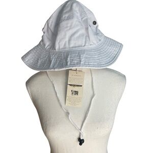 Quagga Gone Fishing Bucket Floppy Hat White